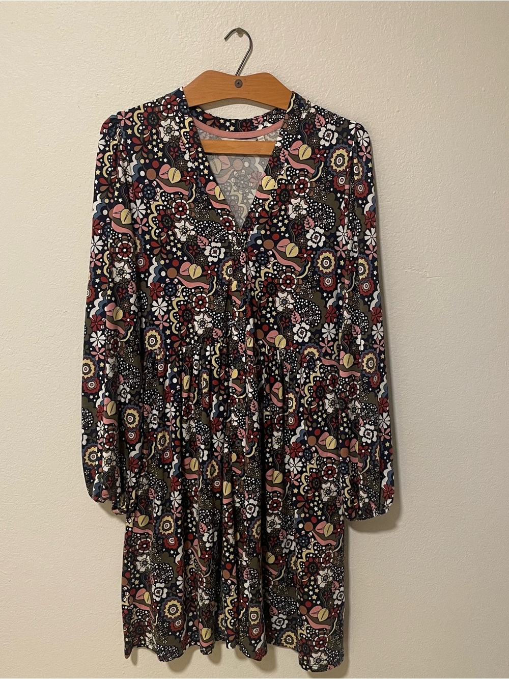 Boden Floral Long-Sleeve V-Neck Dress